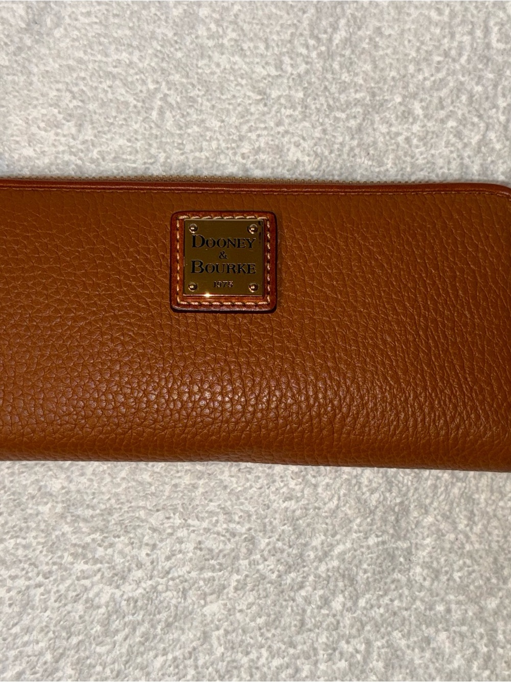 Dooney & Bourke Pebble Grain Zip Clutch Wallet